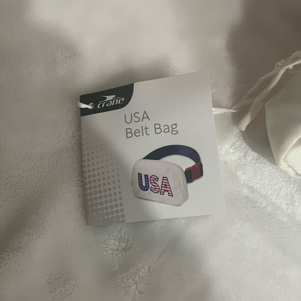 USA Themed White Belt  Bag - Picture 2 of 6